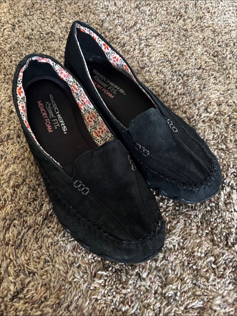 Skechers Black Women's Slip-On Moccasins with Floral Lining